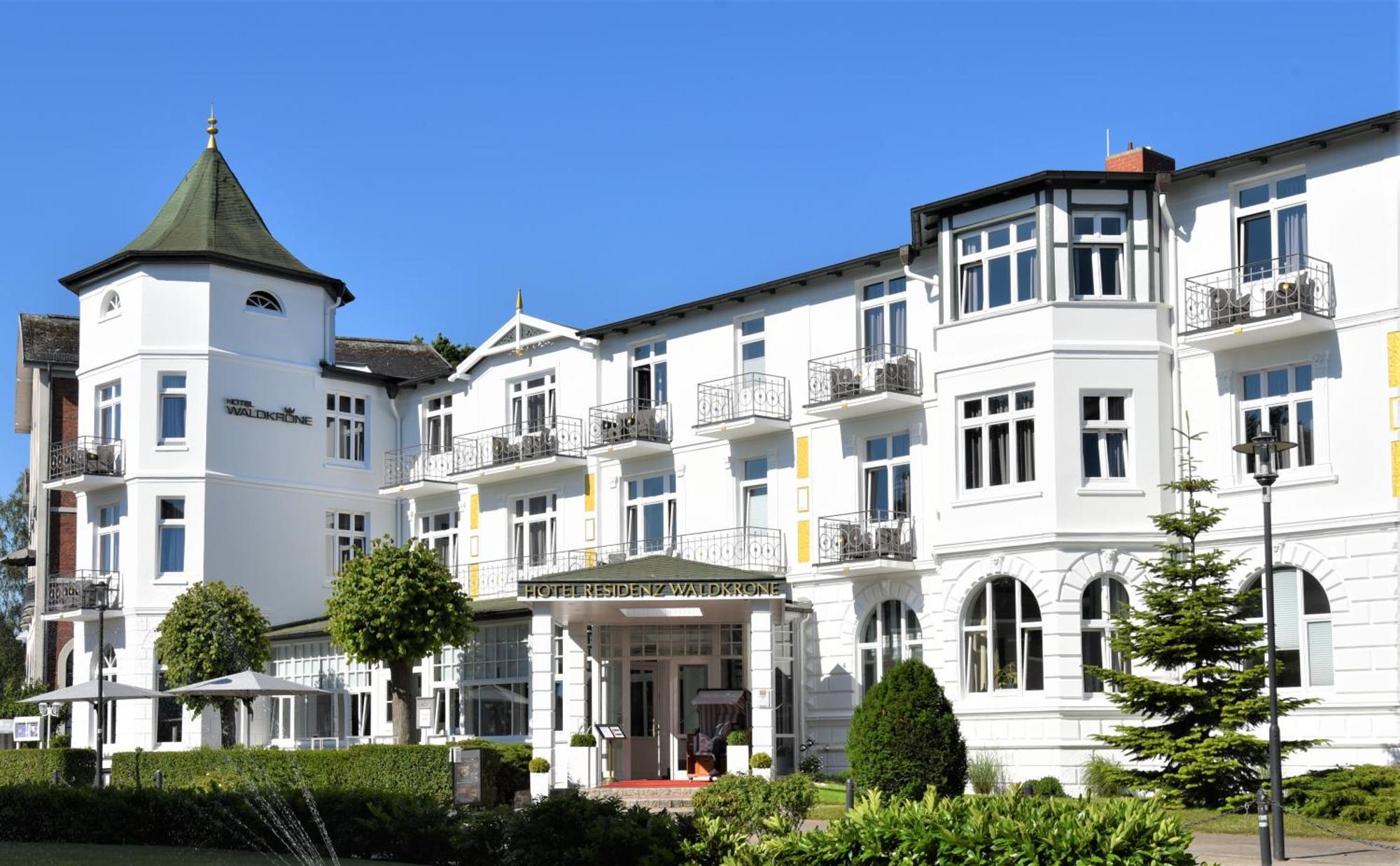 Hotel Residenz Waldkrone Kühlungsborn Exterior foto